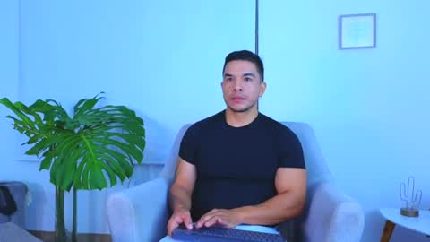 ESTEBAN online show from June 10, 11:31 am