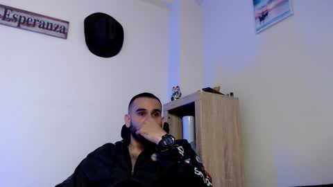 Esteban Fernandez online show from March 10, 6:07 am