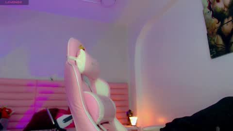 estefany_squirt online show from March 22, 4:27 am