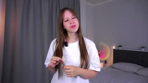 Lily online show from July 25, 5:44 pm