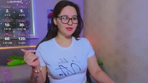 EsterPlayful online show from October 21, 11:26 am