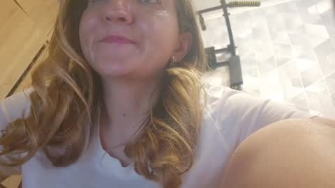 estrellawalters online show from May 27, 9:39 am