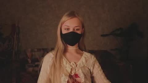 Sophia online show from April 28, 11:20 pm