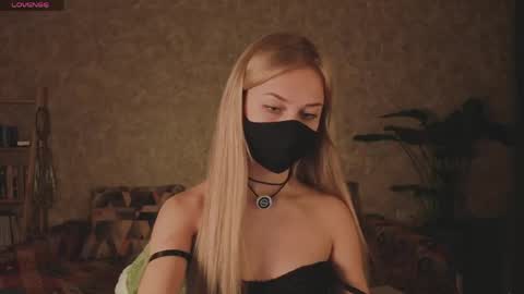 Sophia online show from April 22, 11:34 pm