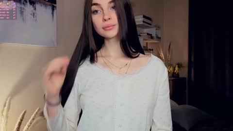 Mary online show from November 13, 7:22 am