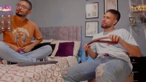 ADAM TAYLOR  ETHAN CAMBAL INDEPENDENT MODELS online show from February 19, 12:21 am