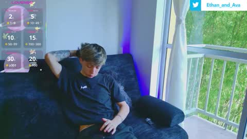 ethan and ava online show from October 9, 12:43 pm