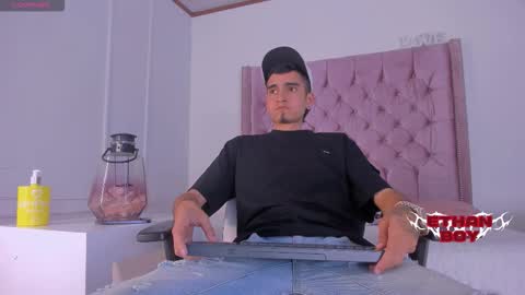 Ethan online show from November 27, 12:07 am