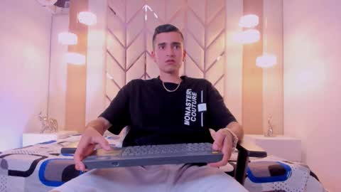 Ethan online show from February 20, 8:11 pm