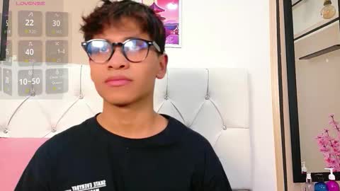 Ethan online show from March 18, 9:09 pm