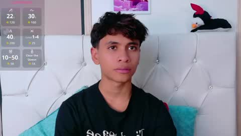 Ethan online show from April 22, 9:00 pm