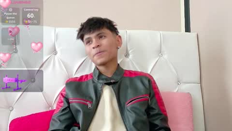 Ethan online show from October 28, 8:54 pm