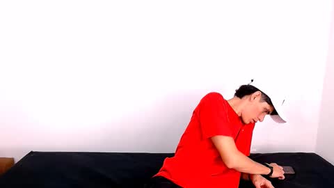 EthanColeeman online show from November 9, 3:15 pm