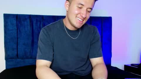 ethanconnor_ online show from December 4, 9:03 pm