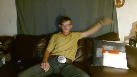 ethansteelexxx2 online show from March 18, 1:33 am