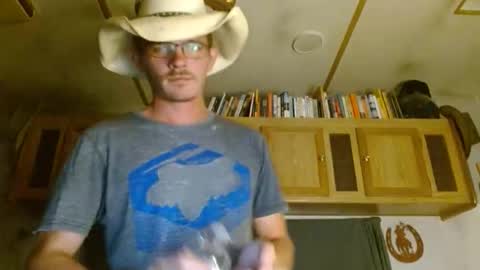 ethansteelexxx2 online show from March 11, 1:52 am