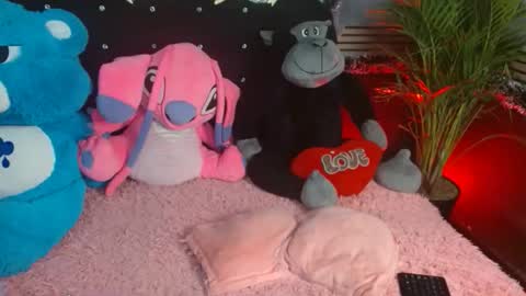 eva_06 online show from December 1, 11:58 pm