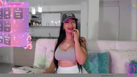 Eva online show from February 11, 4:44 pm