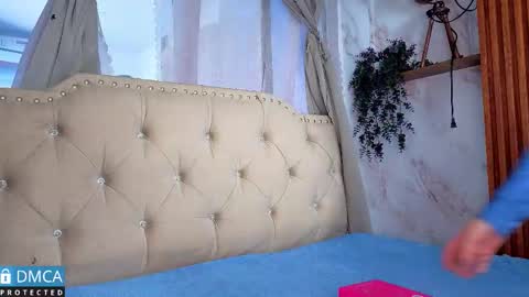 eva delight online show from January 13, 11:07 am