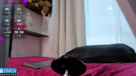 eva delight online show from April 21, 12:12 pm