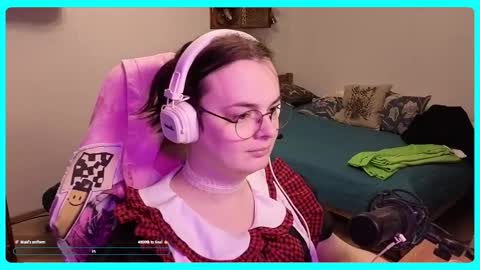 Gamer Katt online show from November 9, 1:03 pm