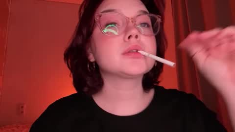 eva_kittenn online show from February 9, 2:31 pm