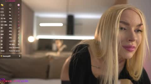 Eva online show from April 23, 8:10 pm