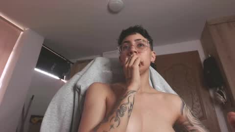 Eva cute online show from April 22, 12:45 pm