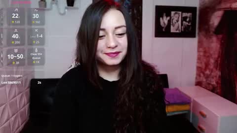 Eva online show from March 12, 4:33 pm