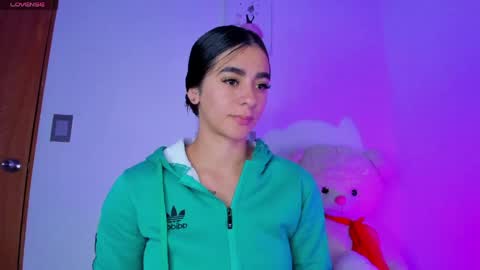 Eva Shinee online show from April 21, 12:12 pm