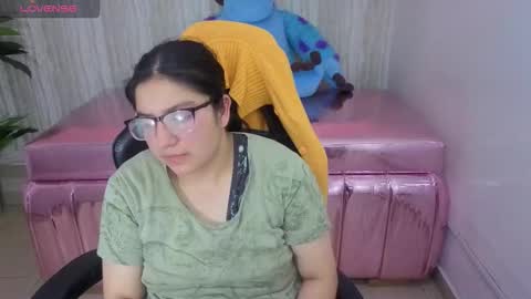 eva_smit_t online show from March 5, 2:53 am