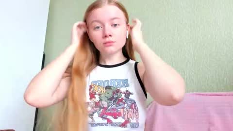Snapshot of eva_tomiok chatting on October 24, 6:03 am Eva online show from October 24, 6:03 am