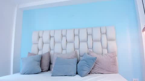 Eva  online show from April 4, 8:49 pm