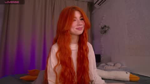 Snapshot of evaa_moonn_ chatting on February 15, 2:47 am Eva online show from February 15, 2:47 am