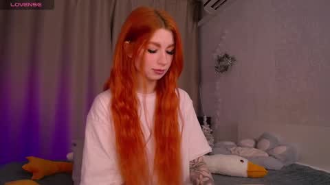 Snapshot of evaa_moonn_ chatting on December 25, 9:45 am Eva online show from December 25, 9:45 am