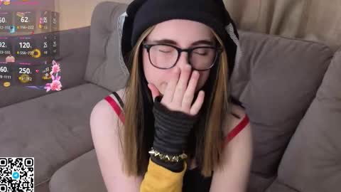 Eva online show from December 18, 5:36 am