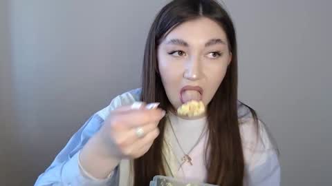 Evachaturbatte online show from April 22, 10:11 am