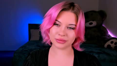 Eva online show from February 2, 11:42 pm