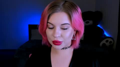 Eva online show from February 28, 10:17 pm