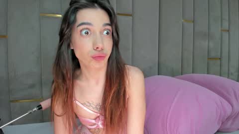 EVA online show from March 5, 11:52 am