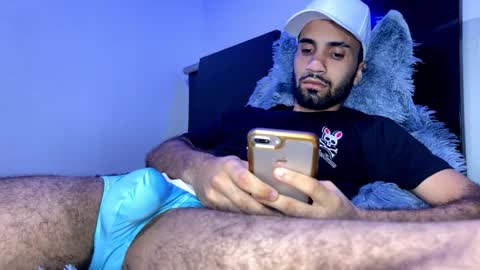 evan57036 online show from March 5, 5:29 am