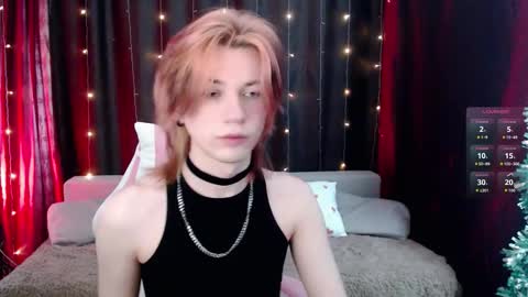 evan_reinhart online show from February 12, 5:33 am