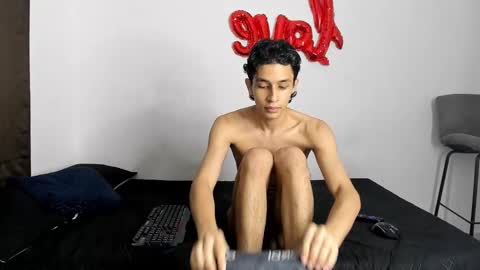 Snapshot of evans_collins24 chatting on October 29, 1:07 am Evans collins24 online show from October 29, 1:07 am