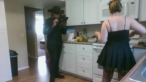 evanschris2048 online show from March 3, 6:13 pm