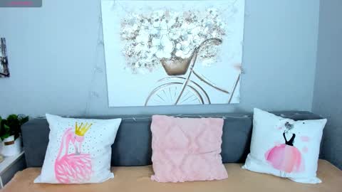 Adelina online show from December 16, 5:36 am