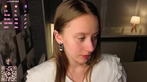 Eva online show from November 30, 7:54 pm