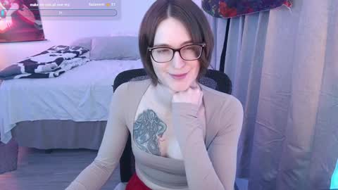 Vivi online show from February 25, 2:47 am