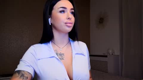 Eva online show from November 5, 10:01 pm