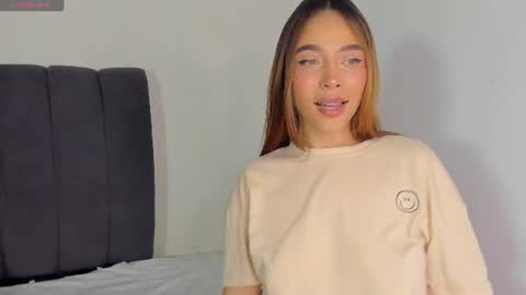 evelin888 online show from July 23, 8:39 pm