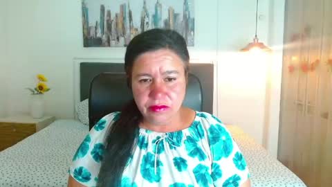 evelin_12_ online show from May 14, 7:34 pm